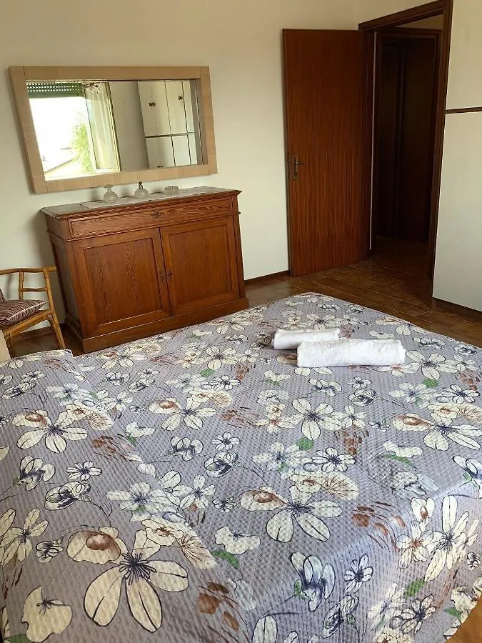 Casa Bruna, 3-Room Apartment With Private Garden Torri Del Benaco
