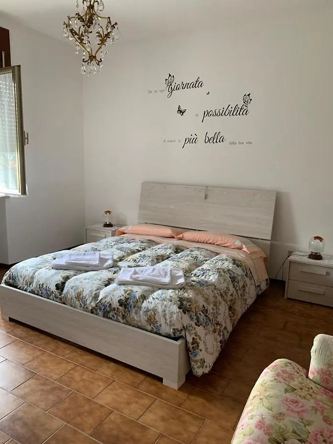 Casa Bruna, 3-Room Apartment With Private Garden Torri Del Benaco