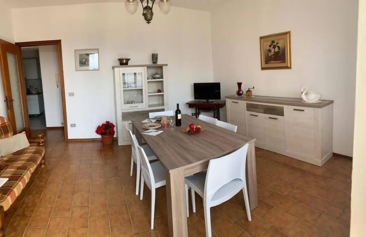 Casa Bruna, 3-Room Apartment With Private Garden Torri Del Benaco Italy